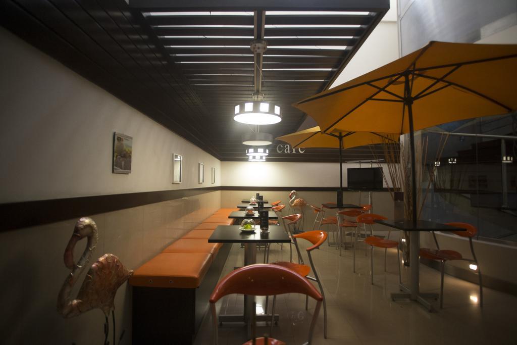Hotel Ginebra Lima Zewnętrze zdjęcie