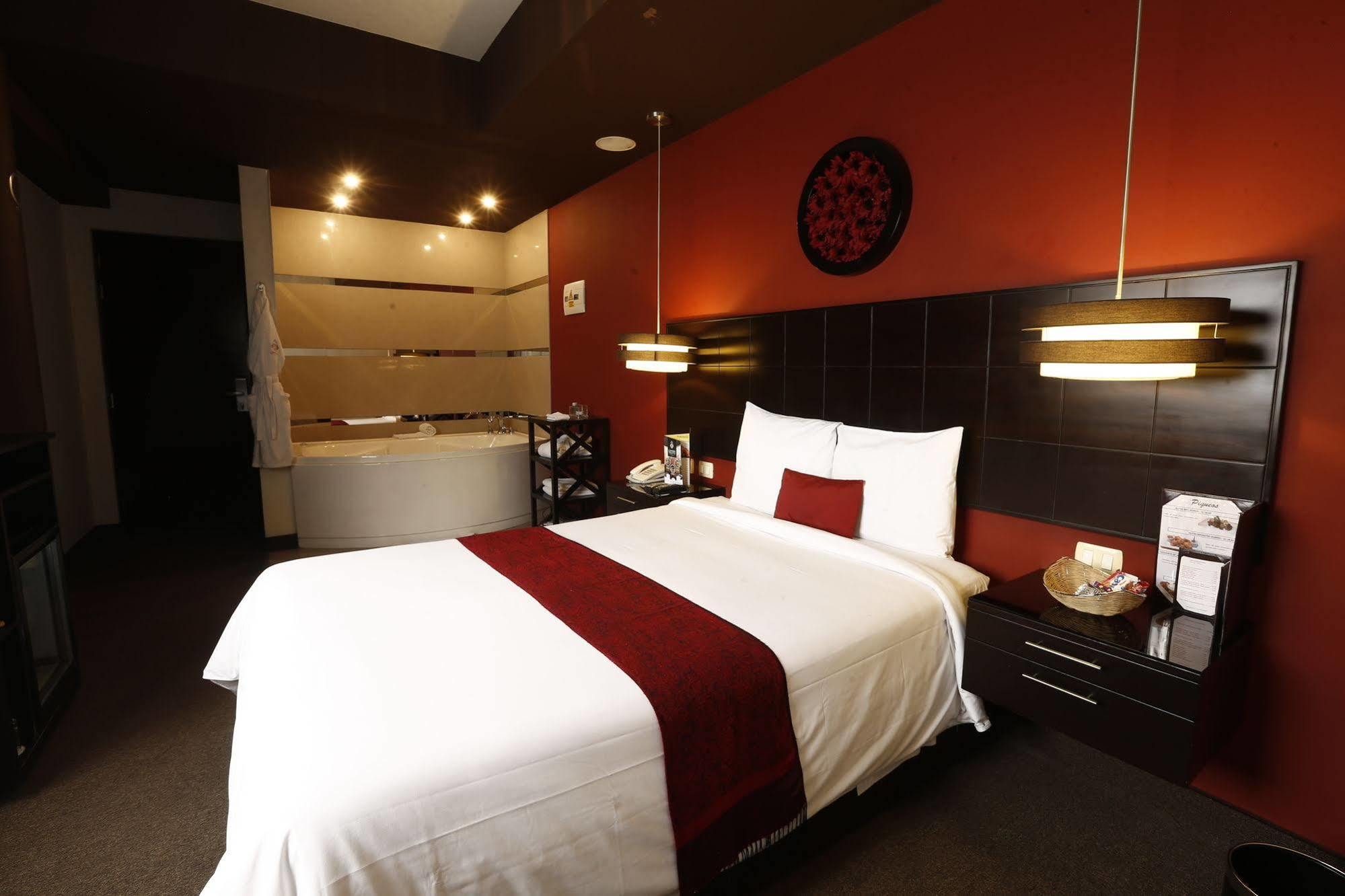 Hotel Ginebra Lima Zewnętrze zdjęcie