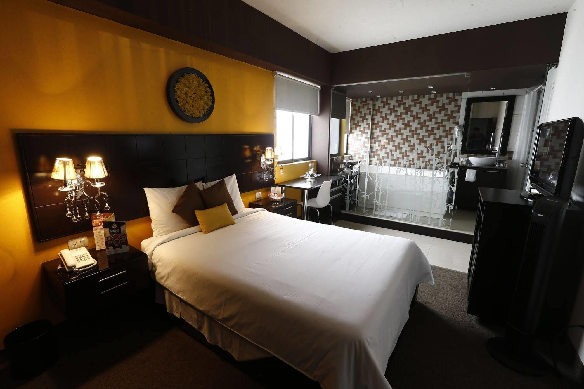Hotel Ginebra Lima Zewnętrze zdjęcie